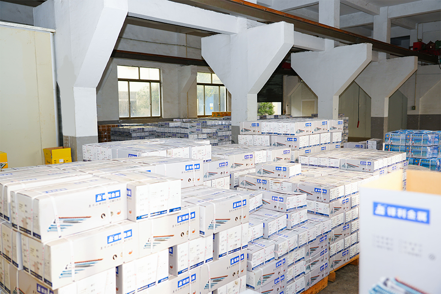 بسته بندی و انبارداری